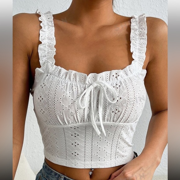 SHEIN Tops - ✨HP✨White Wide Strap Tank